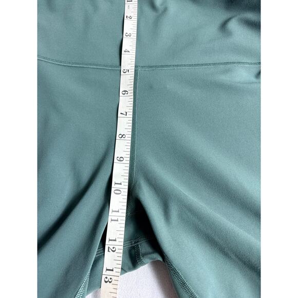 Lululemon Align High Rise Shorts with Pockets 6" Size 14 - Picture 6 of 8